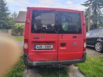 Ford transit 2.2 TDCi 6 míst - 4