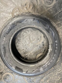 195 70 15C 104/102 R Firestone Vanhawk 2 - 4