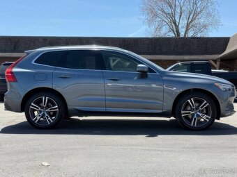 2019 Volvo XC60 T5 Momentum 2.0 - 4