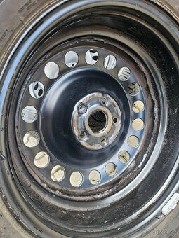 Skoda Kodiaq 5x112 Zimní 215/65/17 - Zánovní - 4