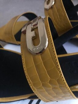 Dámské sandály Furla - 4