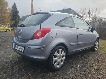 Opel Corsa 1,2i 59kW Automat r.v.2006 - 4