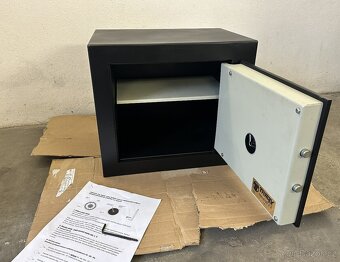 TREZOR, NÁBYTKOVÝ TREZOR - ZÁNOVNÍ - - 4