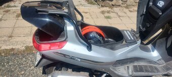 Skútr piaggio x8 200 ccm st TP, spíše na dily info po tel. - 4