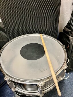 Buben na fandění - 4