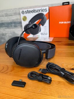 SteelSeries Arctis 7+ Black.        (0063) - 4