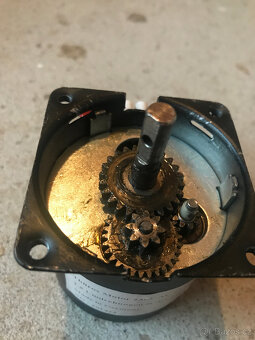 ✔️ POHON NA GRIL 230V 2,5ot/min ✔️ - 4