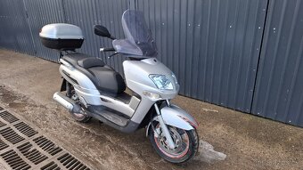 Yamaha Versity 300 - 4