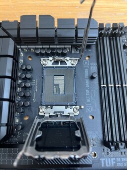 ASUS TUF GAMING Z790-PLUS WIFI Socket 1700 Funkční,záruka - 4