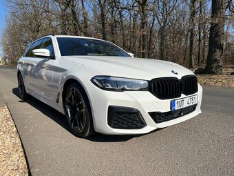 BMW 530d xDrive M-sport - 4