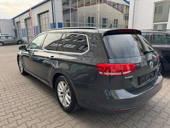 VW Passat Variant 2.0TDI 110 kW Full LED Navi 2015 ACC - 4