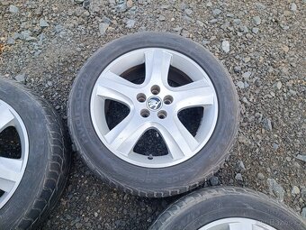 5x100 R16 hliníková kola Škoda + pneu 205 55 16 - 4