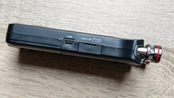 Rekordér Tascam DR-07X - 4