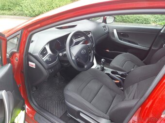 Kia Cee'd 1.4i 73kw - 4