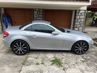 Mercedes Benz SLK 3.0 - 4