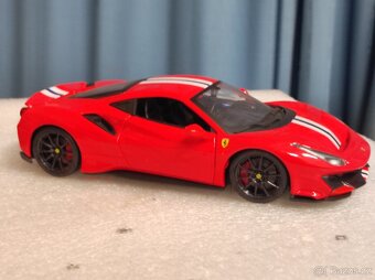 Ferrari 1:24 - 4