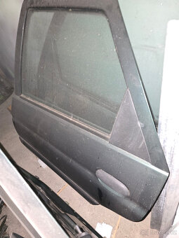 Prodám, dveře Ford escort gal VII sedan - 4