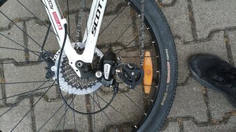 Kolo Scott Scale JR 24 Disc, pro dítě výšky 115 - 155 cm, vě - 4