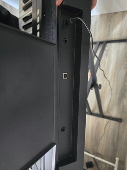 Klavesy Yamaha PSR E333 plus stojan - 4