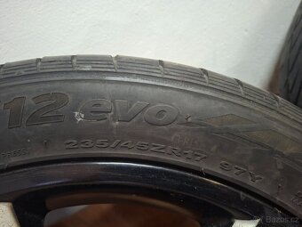 Alu kola R17 5x112 ŠKODA + letní pneu 235/45/17 Hankook - 4