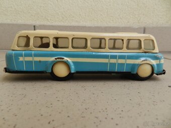 AUTOBUS ŠKODA RTO 706 - OMNIA r. 1968 - 4