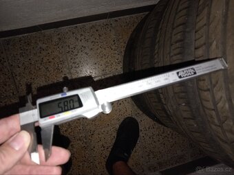 Letní pneu Kumho Ecowing ES31 185/65 R14 86T + plechové disk - 4