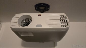 Viewsonic PX700HD - 4