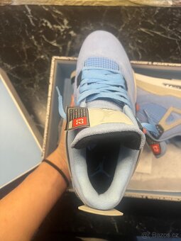 Jordan 4 UNC 44,5 - 4