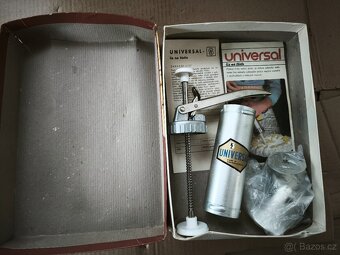 Lis na vánoční cukroví UNIVERSAL - 4