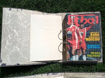 Časopisy FOTBAL ročníky 1991 až 2008 - 4