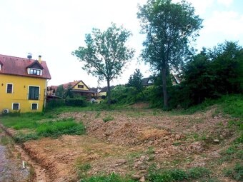 Stavební parcela 1036m2 s IS, Černolice - 4