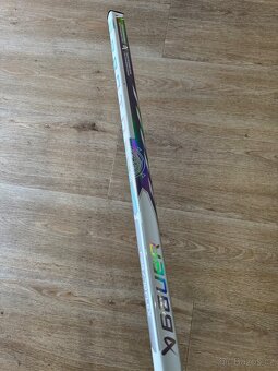Hokejka Bauer PROTO R WHITE pravá, P28 i P92, flex 70, 77 - 4