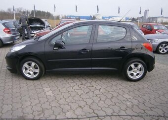 Peugeot 207 1.4i 70kw,klima benzín manuál 70 kw - 4