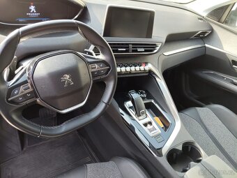 Osobní automobil Peugeot 3008 - 4
