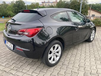 OPEL ASTRA GTC 1.4i 1.MAJITEL NOVÉ V ČR 77.000KM 2x ALU - 4