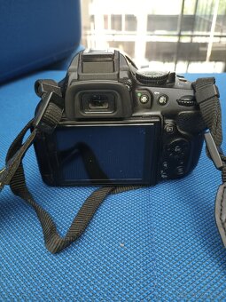 Nikon D-5200 - 4