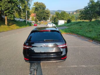 Škoda Superb 3 Combi Style 2.0 TDI DSG NAVI ACC BI-XENON - 4