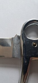 Nůž s boxerem - 4