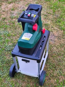 Prodám elektrický Válcový drtič Parkside PLH 2800 -2800 W. - 4