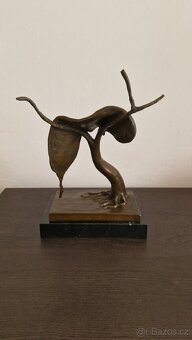 Salvador Dali  -  Tekoucí hodiny 1 - bronz - 4