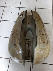 Nádrž Jawa,ČZ - 4