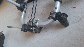 Držák na dvě kola na tažné - 4