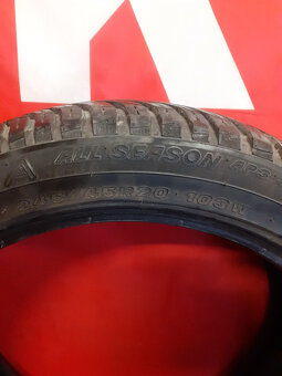 245/45R20 celoroční - 4
