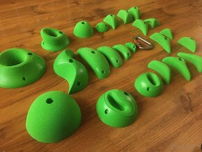 Nové lezecké chyty THEREX Boulder set - 23 kusů - 4