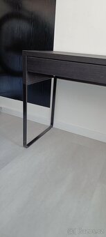 Stůl IKEA MICKE - 4