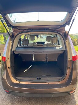 Renault megane scenic - 4