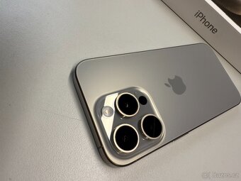 Apple iPhone 15 Pro Natural Titanium 1TB - 4