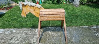 Dřevěný kůň maxi jen za 1.900,- - 4