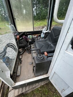 Minibagr Takeuchi - 4