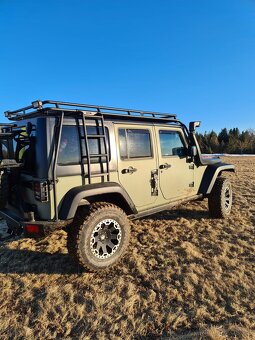 Jeep Wrangler Rubicon - 4